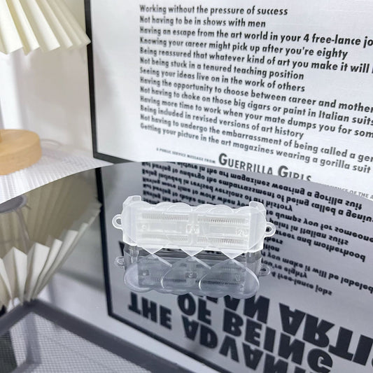 Transparent mobile phone back with cream glue DIY